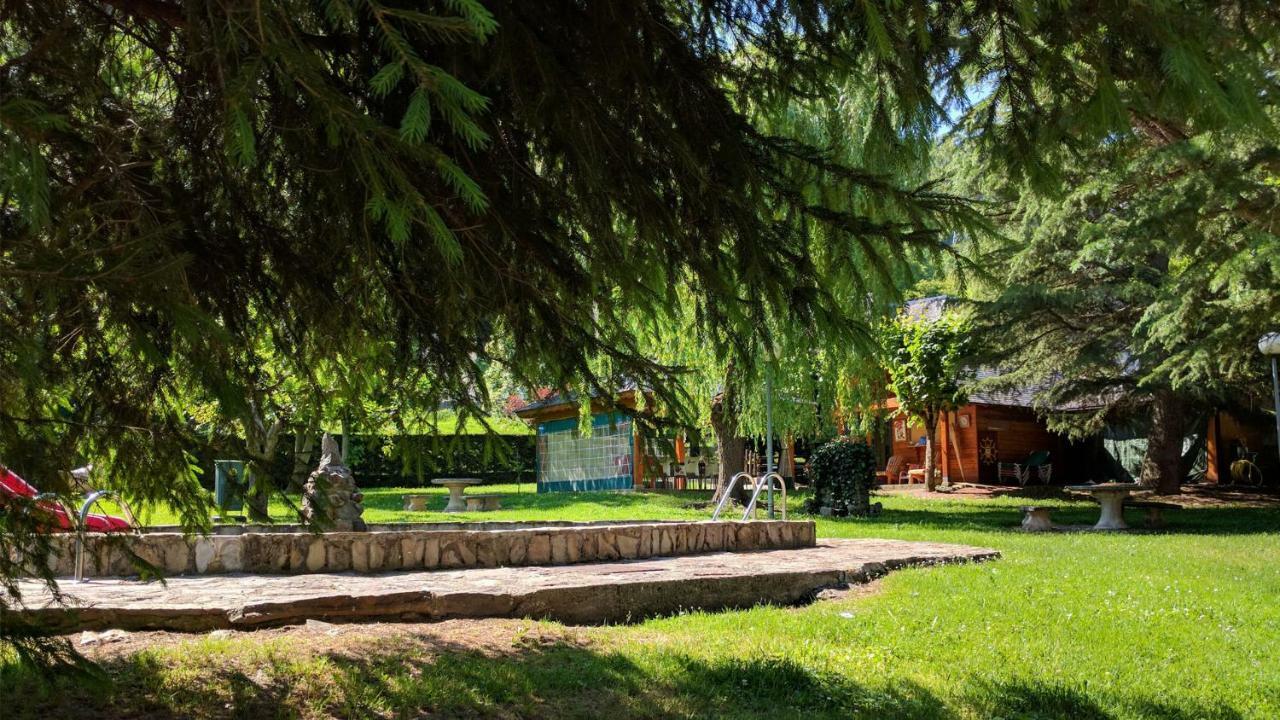 Hostal Talabart Les Exteriör bild