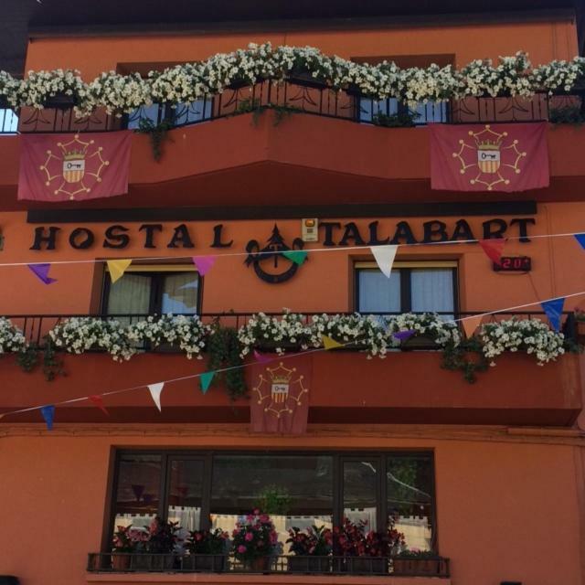 Hostal Talabart Hotell Les Exteriör bild