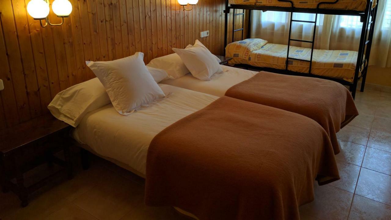 Hostal Talabart Les Exteriör bild