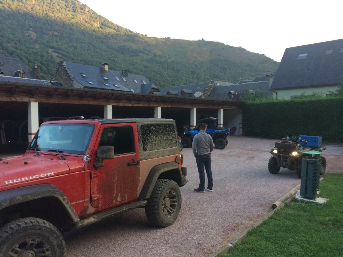 Hostal Talabart Les Exteriör bild